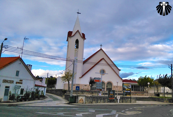 Igreja Matriz de Caxarias, não falta muito para o repouso! Thumb