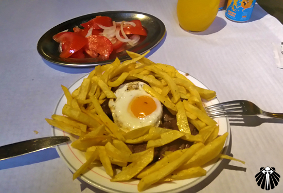 Uma parada para almoço em Minde... Mais do que necessário! Thumb