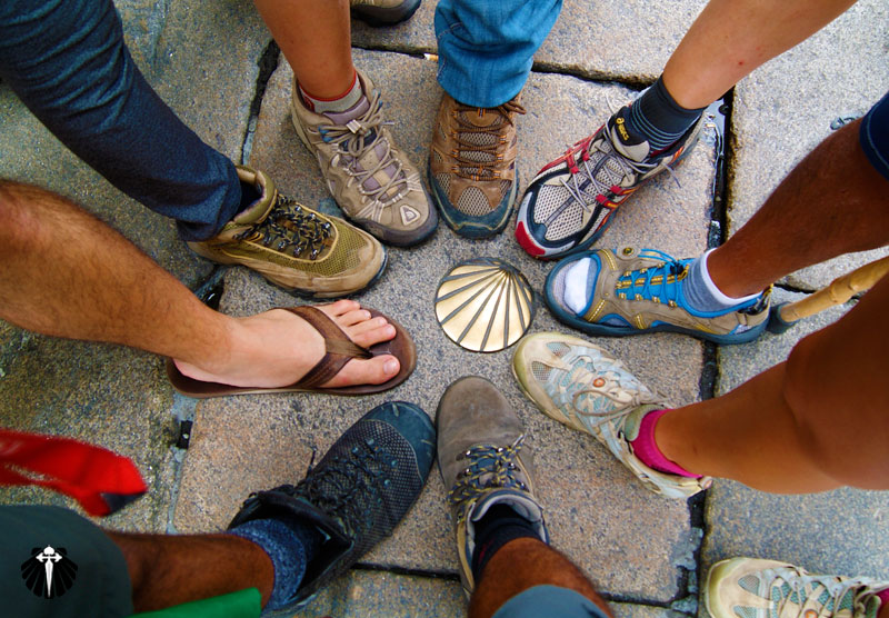 Marco zero localizado na Plaza do Obradoiro em frente à Catedral de Santiago de Compostela. Marco zero localizado na Plaza do Obradoiro em frente à Catedral de Santiago de Compostela.