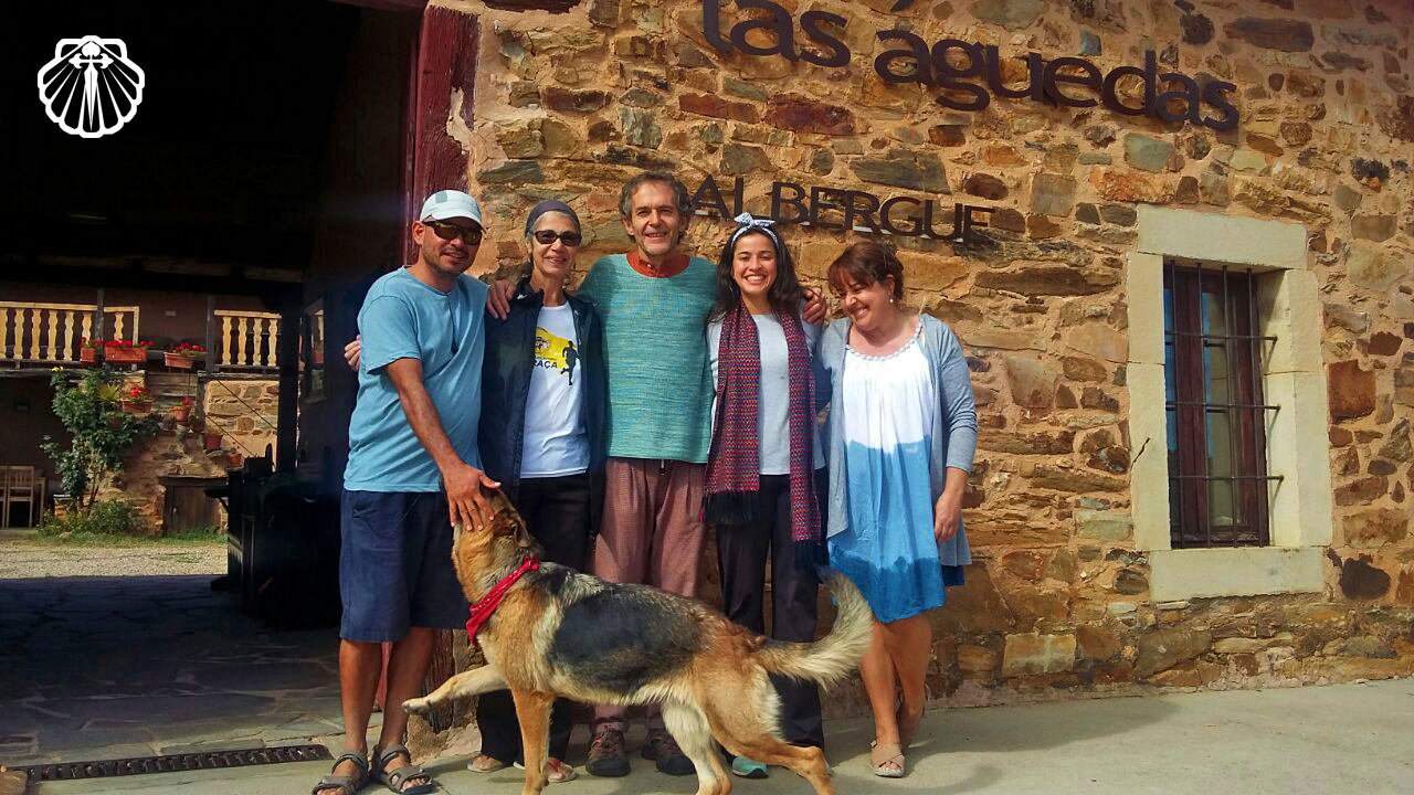 El Pelegrino como voluntário no Albergue de Peregrinos El Pelegrino como voluntário no Albergue de Peregrinos.